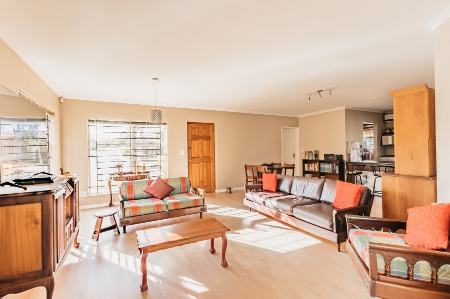 3 Bedroom Property for Sale in Sonstraal Heights Western Cape